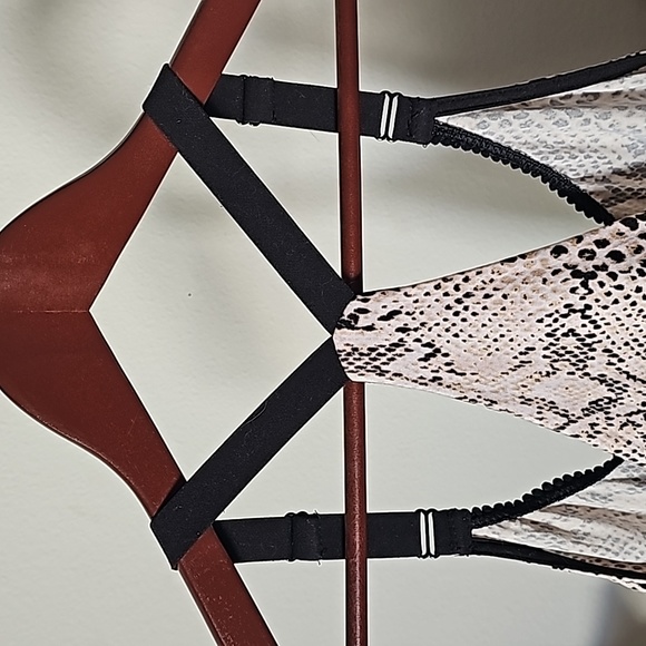 Snake print sleep dress - Picture 5 of 6